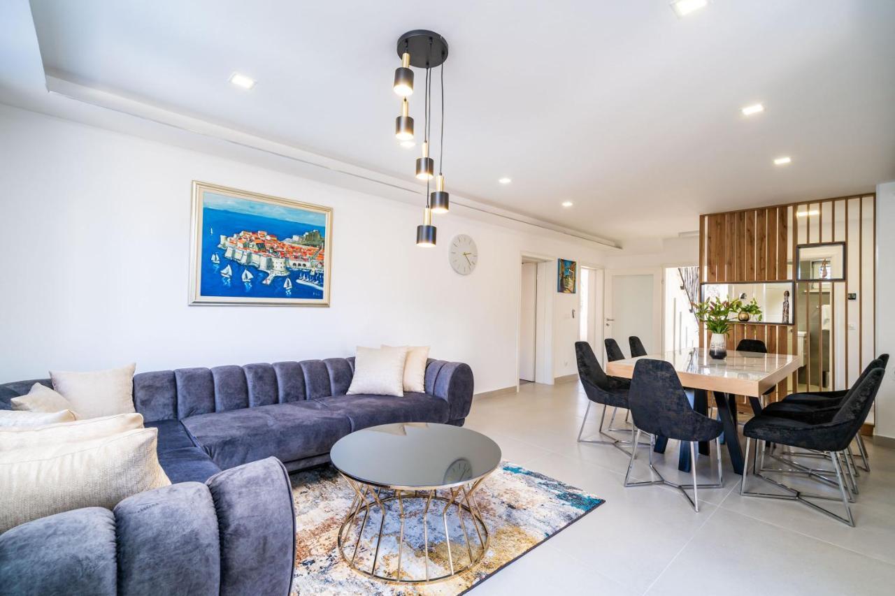 Villa Petmat - With Private Pool And 6 Bedrooms دوبروفينك المظهر الخارجي الصورة