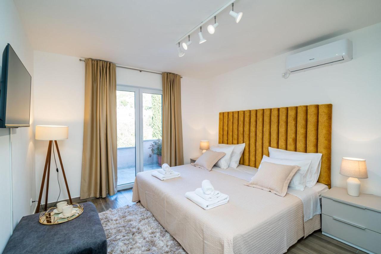 Villa Petmat - With Private Pool And 6 Bedrooms دوبروفينك المظهر الخارجي الصورة