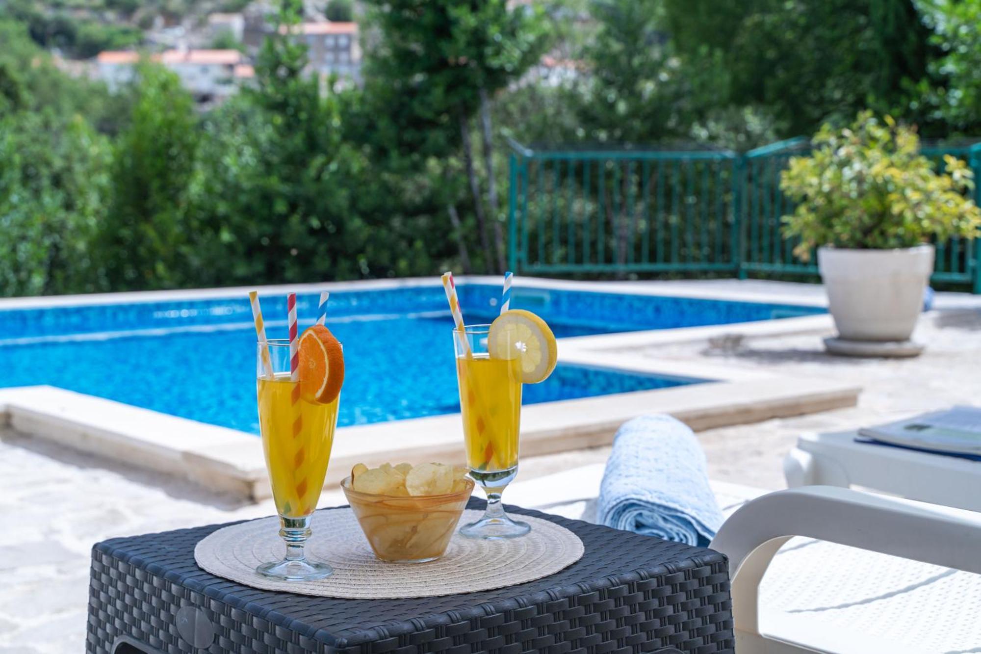Villa Petmat - With Private Pool And 6 Bedrooms دوبروفينك المظهر الخارجي الصورة